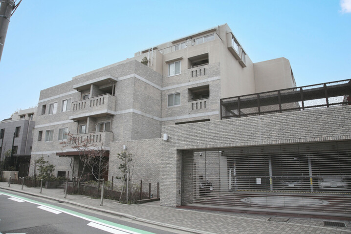 パークコート市谷仲之町