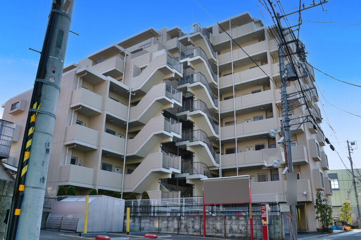 レヴィール久米川栄町