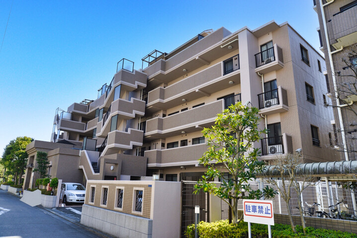 クレストコート平塚八重咲