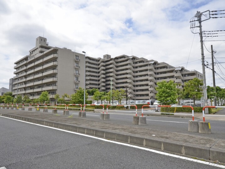 コスモ大宮ロイヤルフォルム
