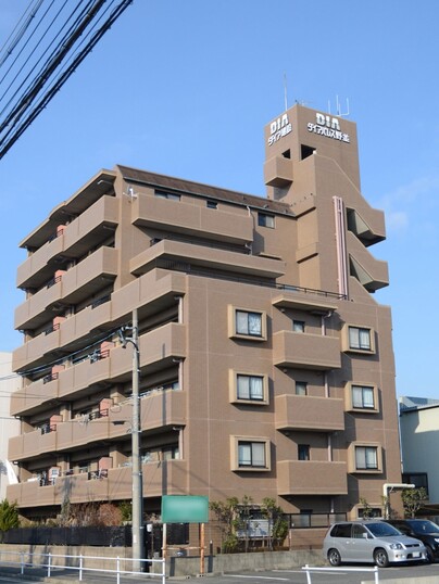 ダイアパレス野並