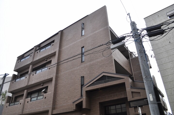 ファンタジア滝川館