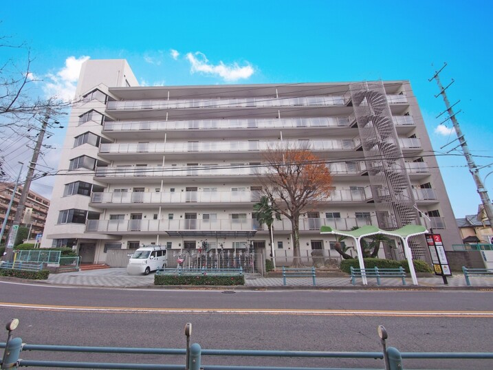希望ヶ丘ハイツＢ棟