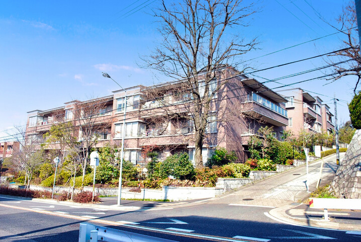 グランドメゾン東明町