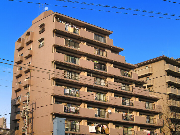 ファミール日進二番館