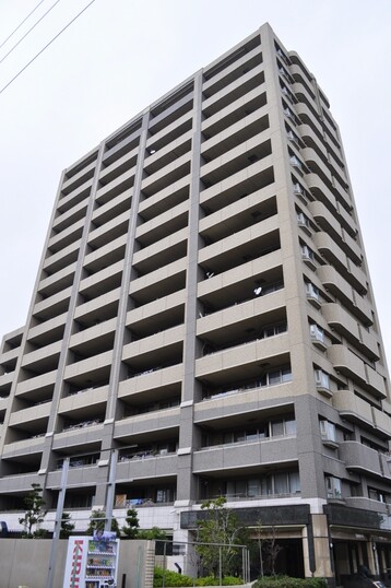 ライオンズマンション港栄