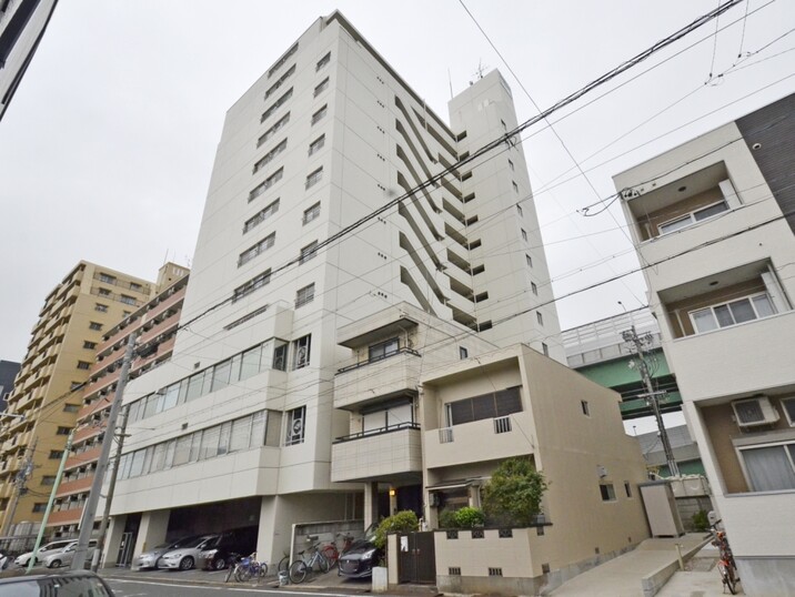 ファミール日比野