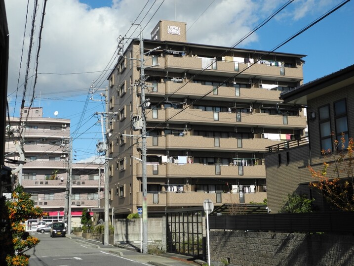 ライオンズマンション金山
