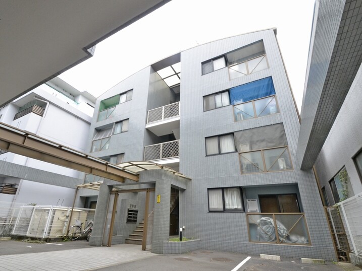 ユニーブル赤坪２号館