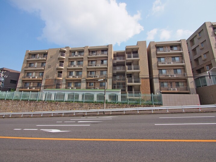 ライオンズヒルズ高峯弐番館