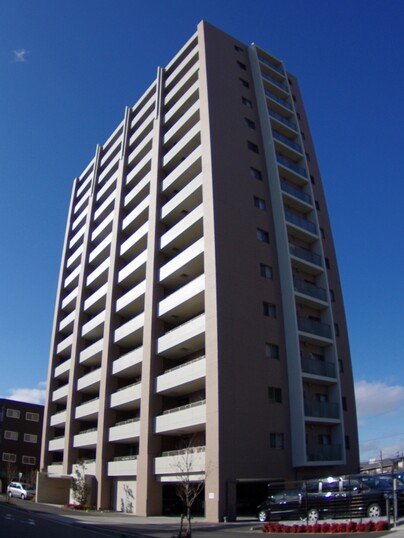 ローレルコート八田