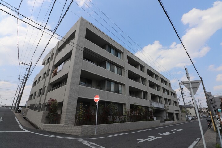 モアグレース社台フィエルテ