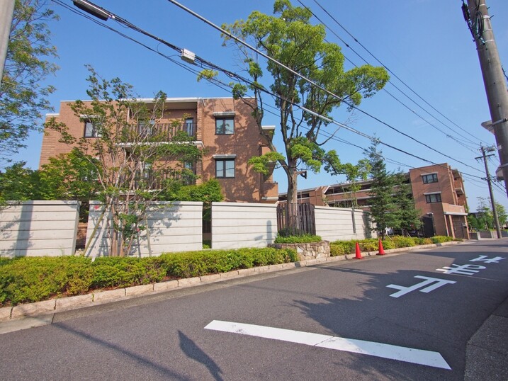 プラウド八事富士見