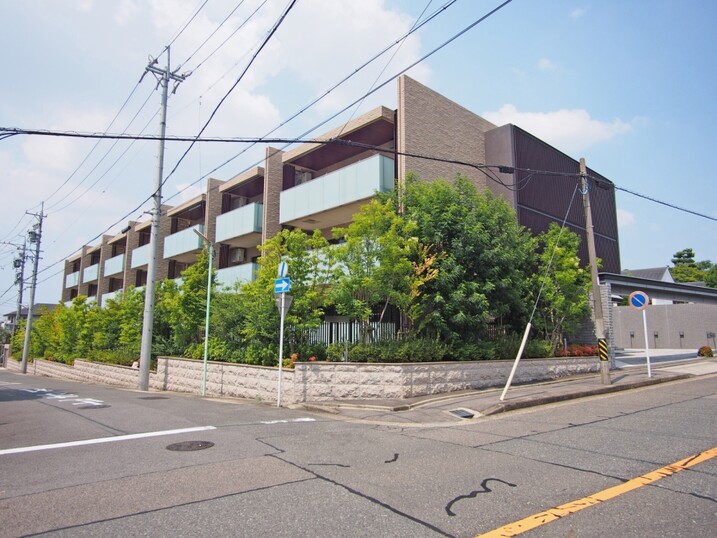 ローレルコート八事広路町