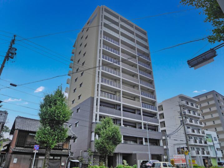 プレサンス ロジェ 庄内通