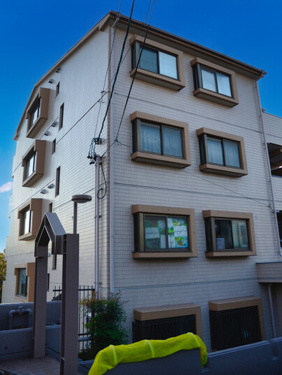 エルグランデ左京山