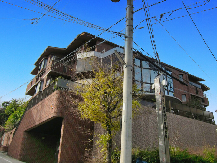 グランドメゾン東山元町