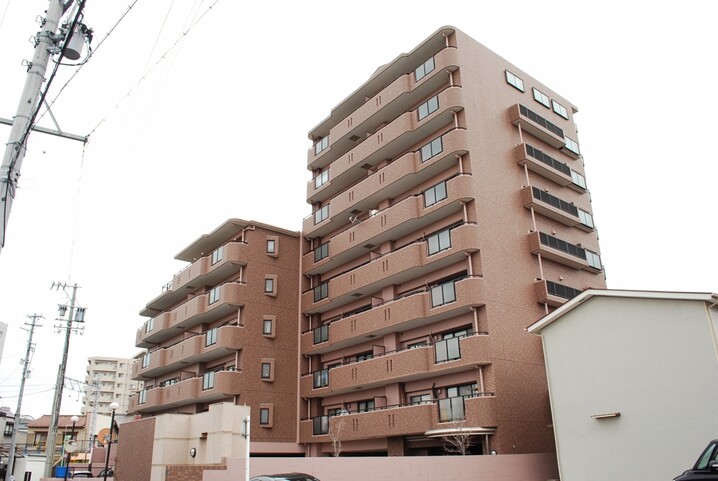 ラビデンス守山町南