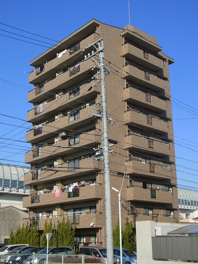 ファミール平針