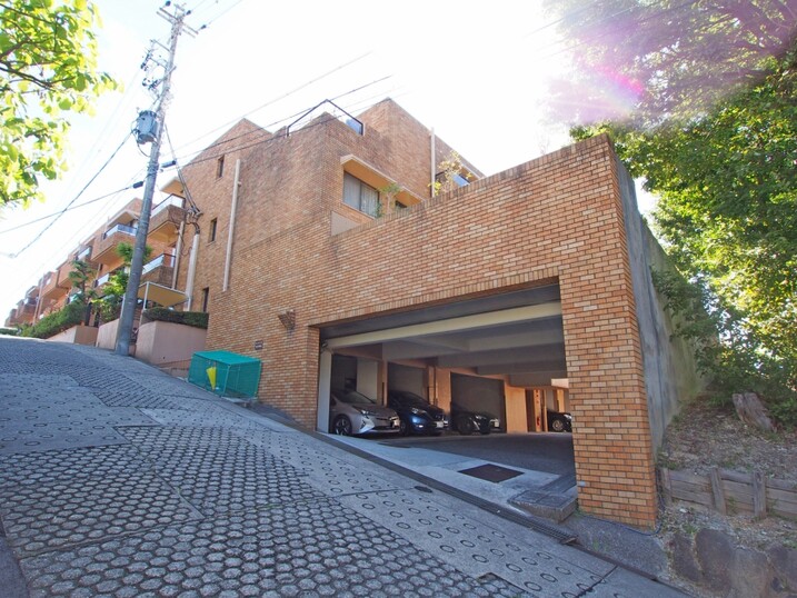 ルミエール東山公園