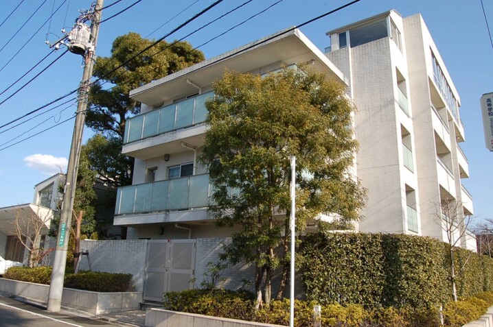 プラウド成城樟景台