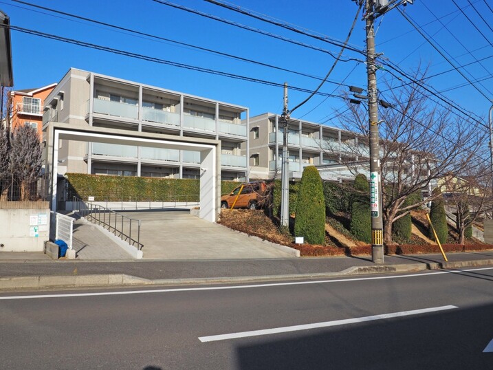 リステージ青葉台