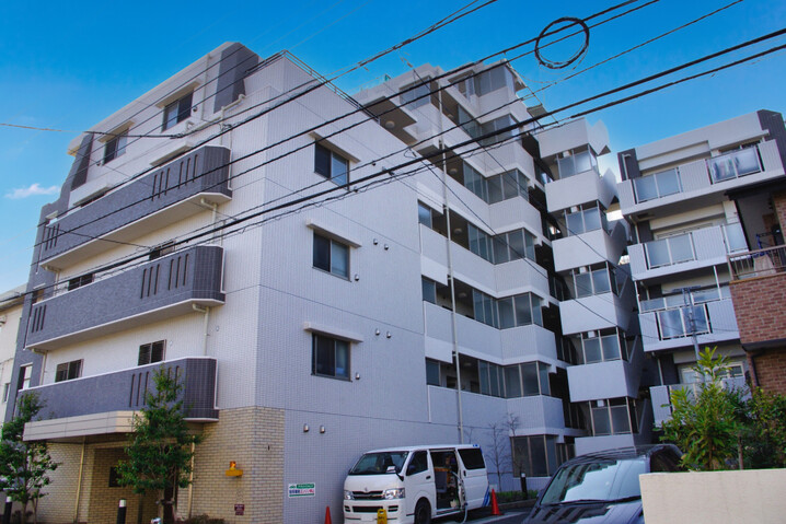 リステージ綱島ラグシス