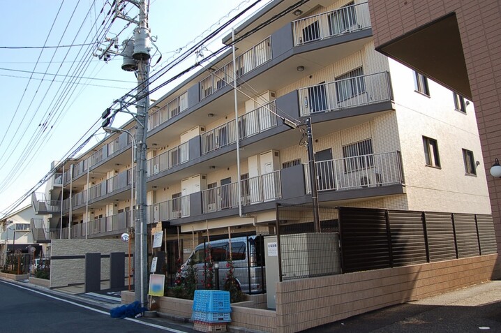 プレシス戸田