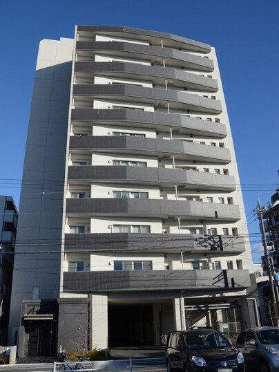 ロイヤルクレスト日比野