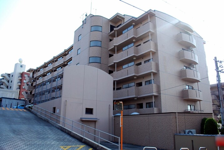 サンハイツ東山