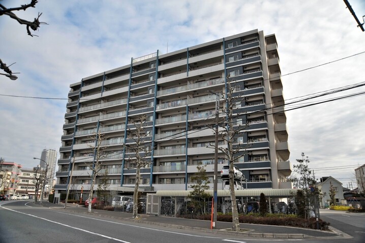 ラプレ本千葉県庁前