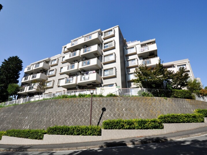 サザンヒルズ竹山８番館