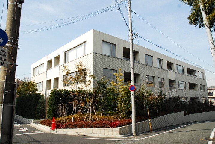 ドレッセ代田花見堂プレゼンス
