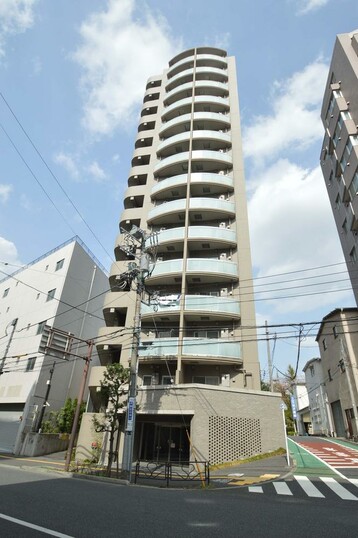 ローレルアイ茗荷谷教育の森公園