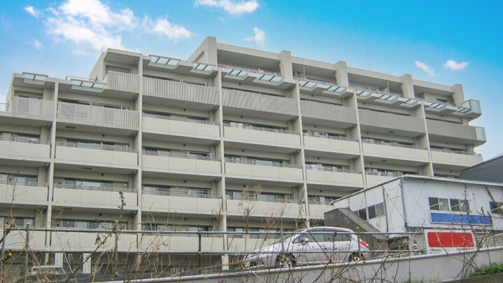 クリオ下赤塚