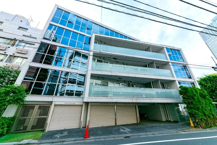 ブランズ六本木