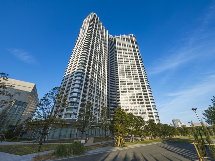 ＳＫＹＺ ＴＯＷＥＲ＆ＧＡＲＤＥＮ