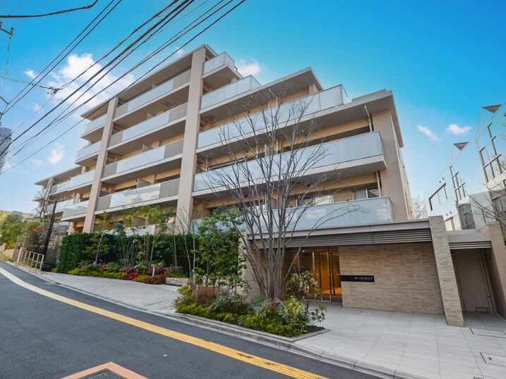 グランスイート高田馬場諏訪の杜