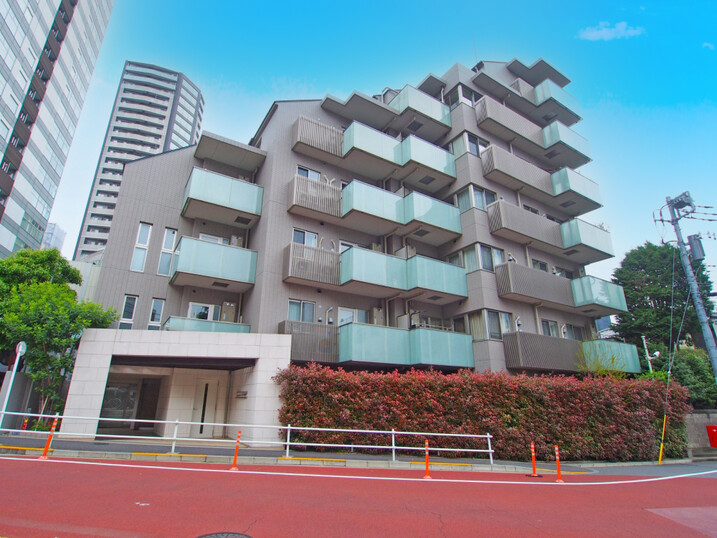 オープンレジデンシア六本木美術館前