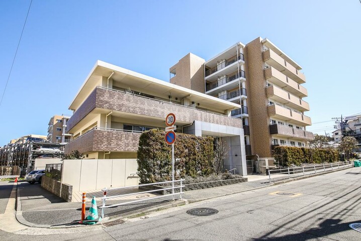 グレーシアガーデン南万騎が原