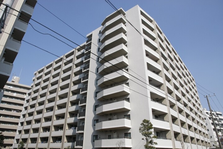ベリスタ衣笠駅前壱番館
