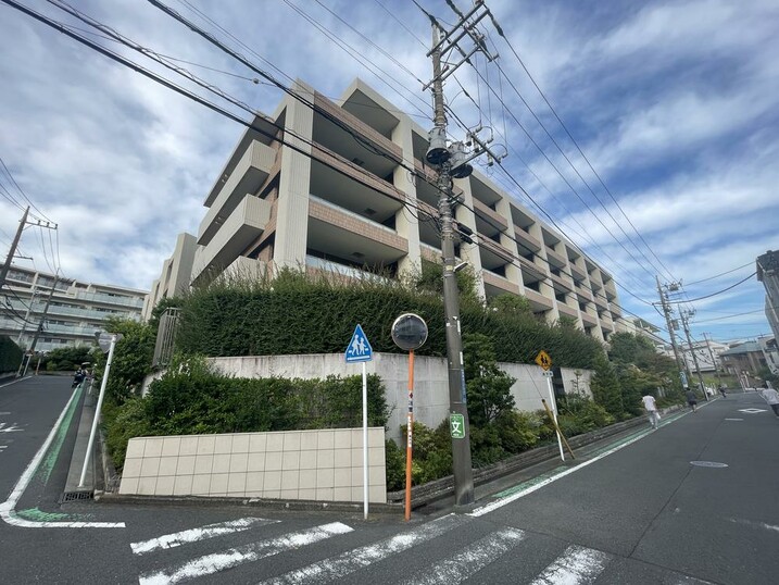 ブランズ青葉台二丁目