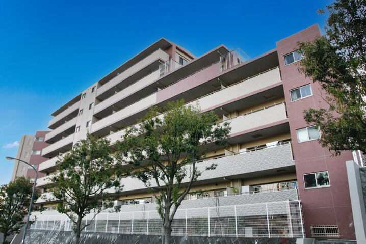 ロイヤルクレスト下永谷イーズの丘