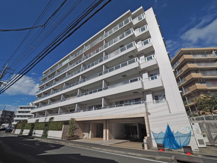 クレッセント大倉山レジデンス