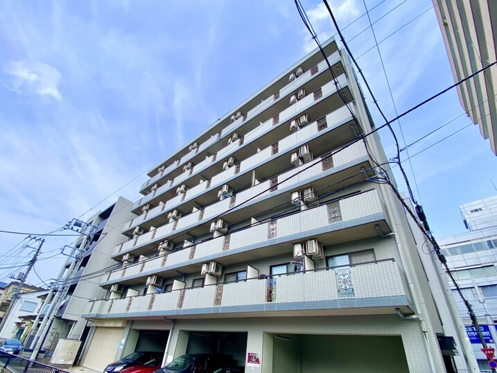 グリフィン横浜・保土ヶ谷駅前