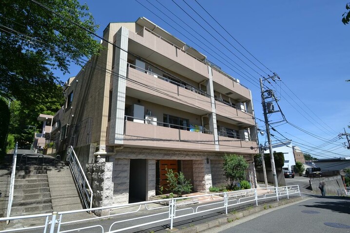 ヴァルコート長津田