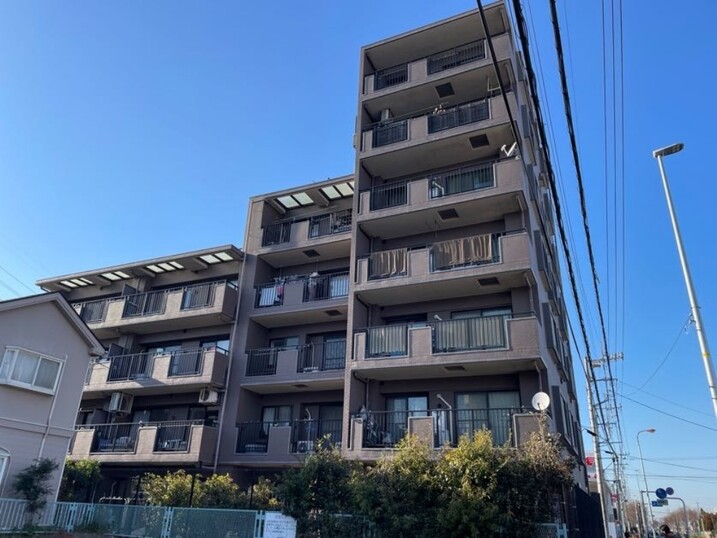 ビッグヴァン湘南台参番館