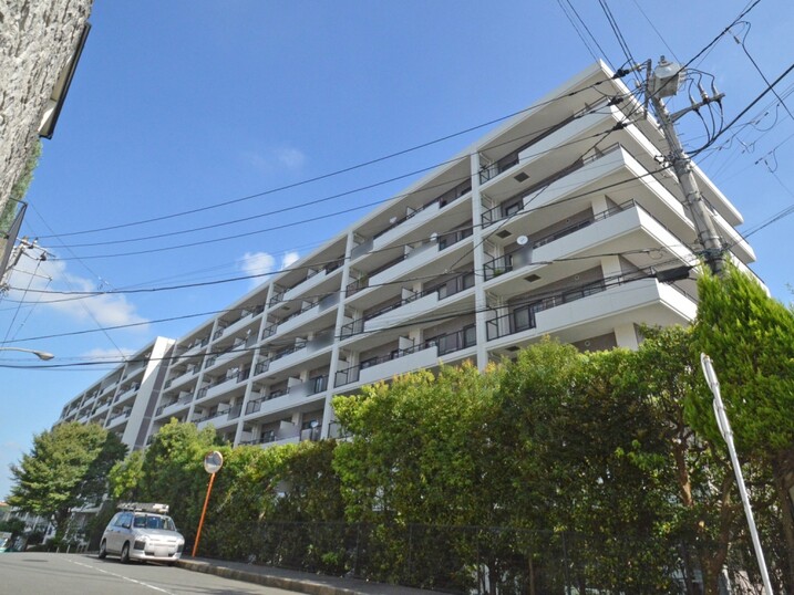 藤和鎌倉岩瀬ホームズ