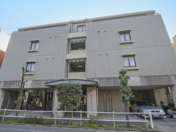 ハイネス小竹向原