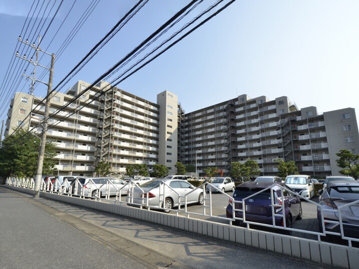 ファミール谷津